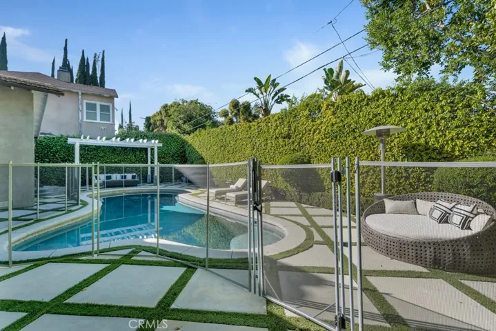 12953 Greenleaf, Studio City, California 91604