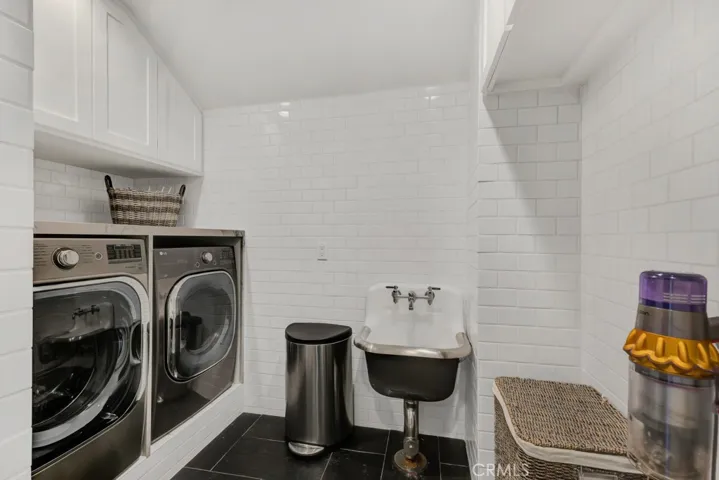 12953 Greenleaf, Studio City, California 91604