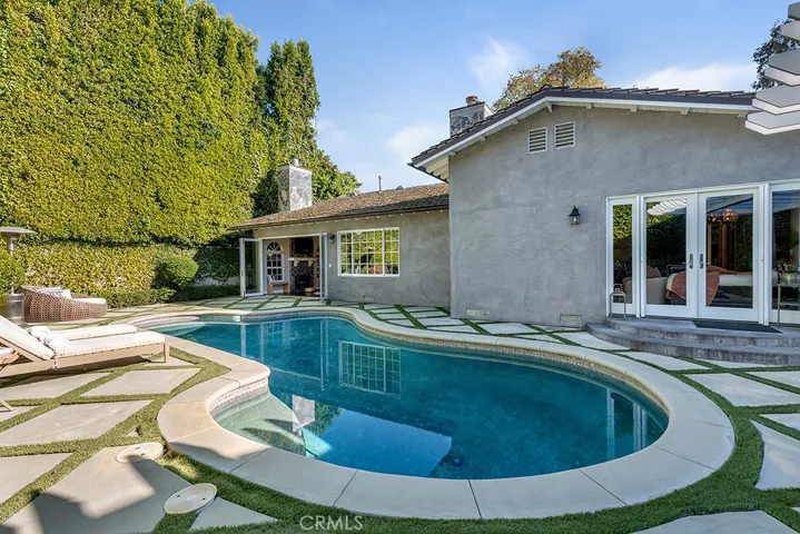 12953 Greenleaf, Studio City, California 91604