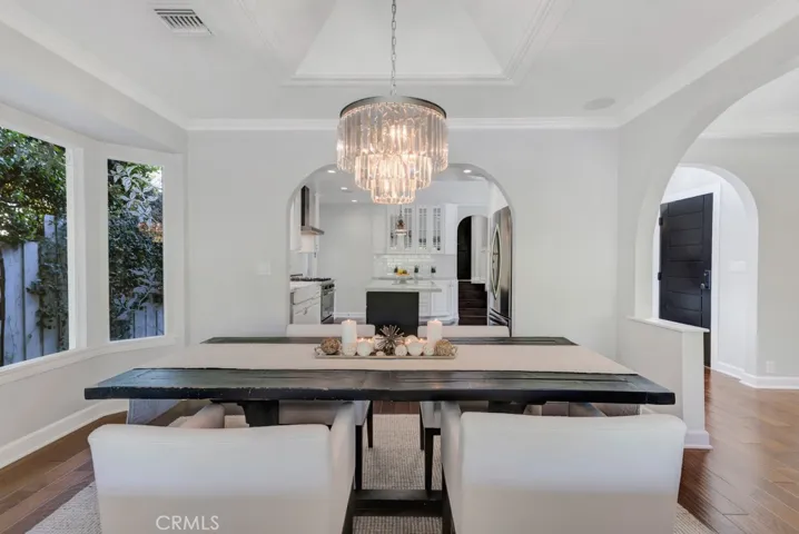 12953 Greenleaf, Studio City, California 91604
