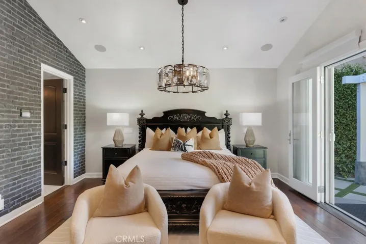 12953 Greenleaf, Studio City, California 91604
