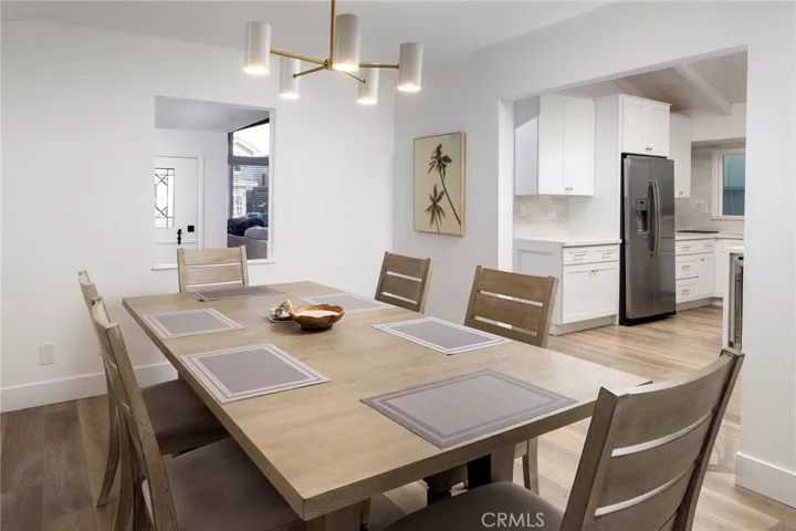 221 Larkspur Avenue, Corona Del Mar, California 92625