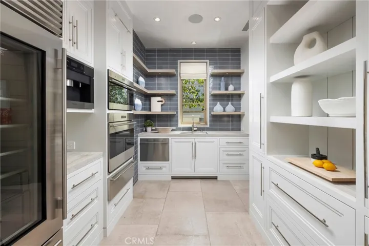 Dirty Kitchen