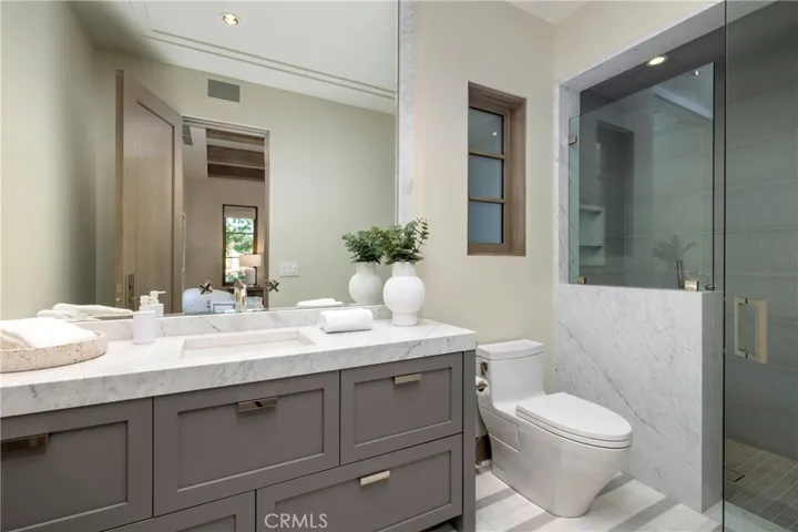 Ensuite to Bedroom #3