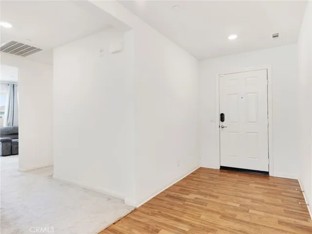 2113 E Donatello Street, Lancaster, California 93535