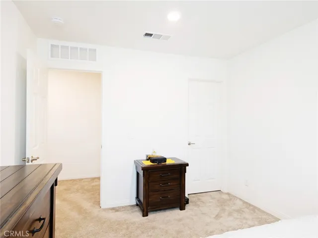 2113 E Donatello Street, Lancaster, California 93535
