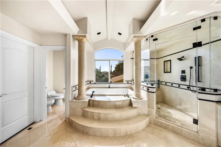 Updated Masterbath Room