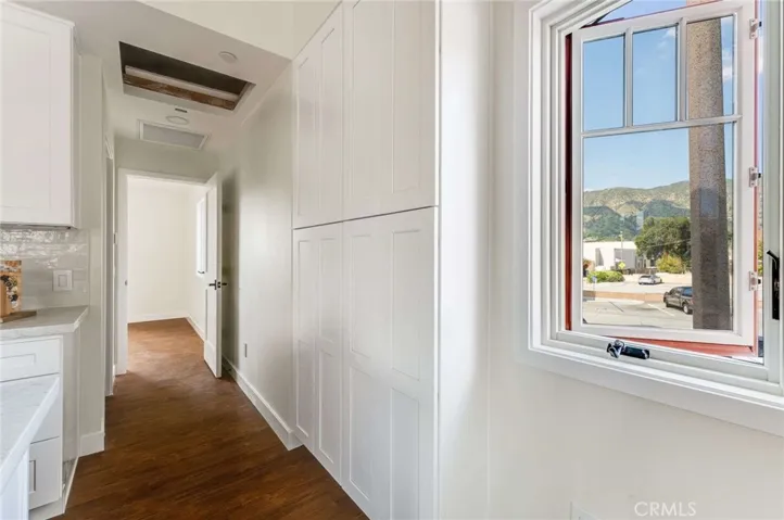 117 N Vista Bonita Avenue A, Glendora, California 91741