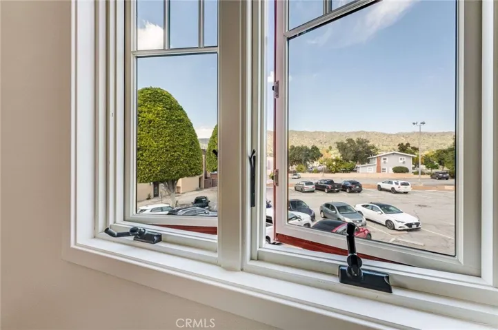 117 N Vista Bonita Avenue A, Glendora, California 91741