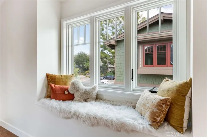 117 N Vista Bonita Avenue A, Glendora, California 91741