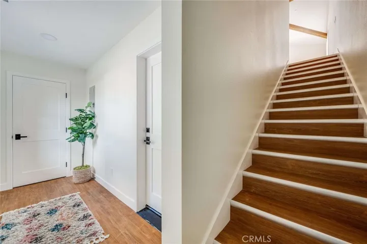 117 N Vista Bonita Avenue A, Glendora, California 91741