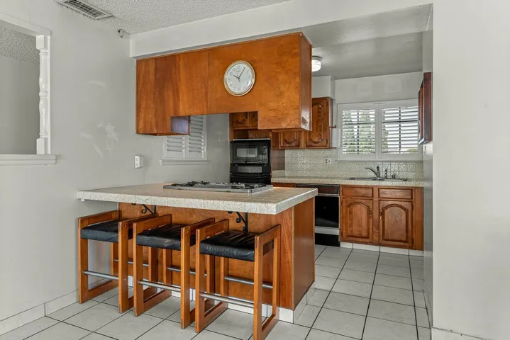 13540 Reis, Whittier, California 90605