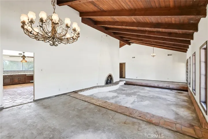 11560 Darling Road, Agua Dulce, California 91390