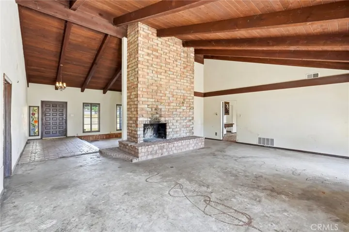 11560 Darling Road, Agua Dulce, California 91390