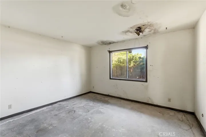 11560 Darling Road, Agua Dulce, California 91390
