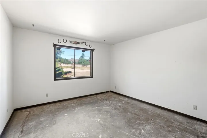 11560 Darling Road, Agua Dulce, California 91390