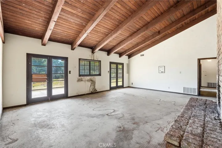 11560 Darling Road, Agua Dulce, California 91390