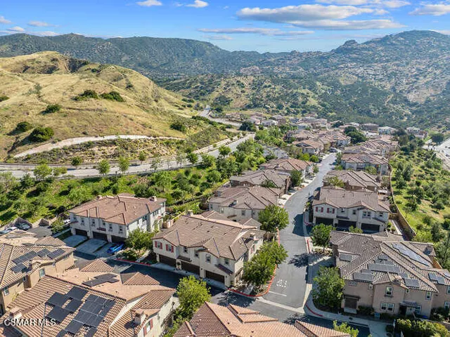 DJI 0891-033-017-666x499