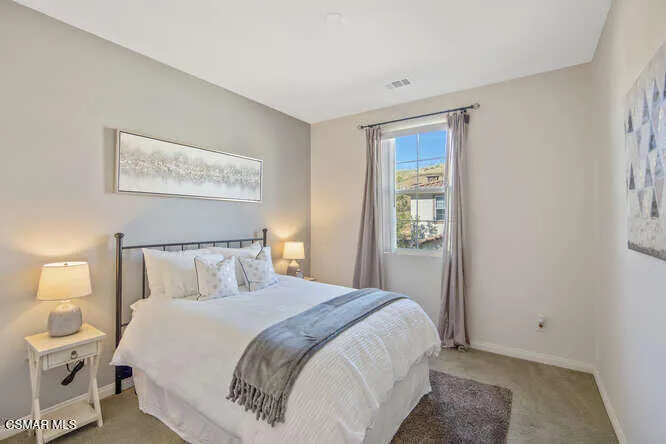 B1A1378-024-014-666x445