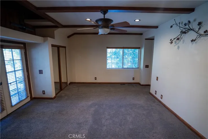 Master Bedroom w/Patio