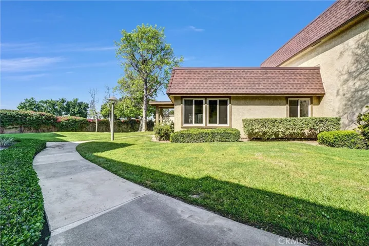 8616 Cornwall Circle, La Palma, California 90623