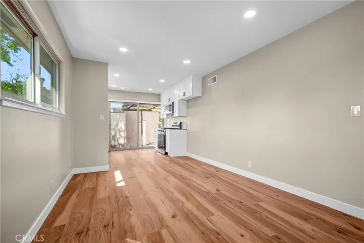 8616 Cornwall Circle, La Palma, California 90623
