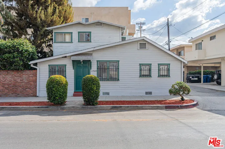 11924 Rochester Avenue, Los Angeles, California 90025