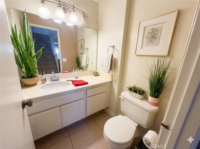 Main floor bathroom