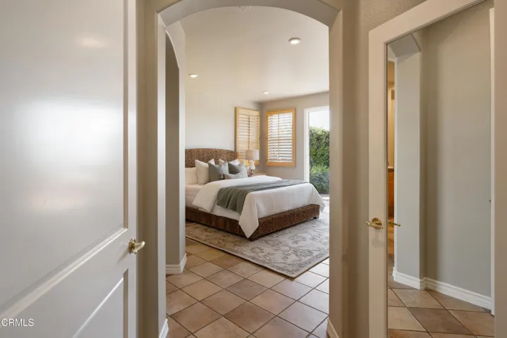 SSR_710WestOwen_030_FLEXMLS