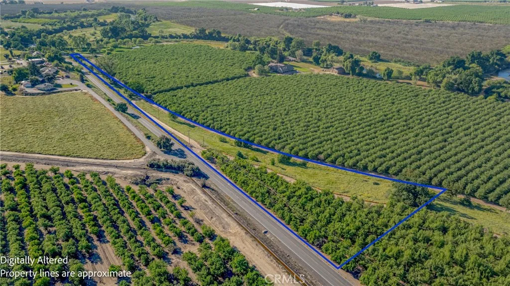 Aerial view of 4.4 acres