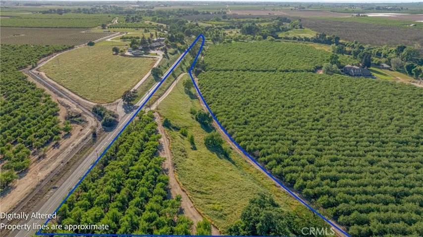Aerial view of 4.4 acres