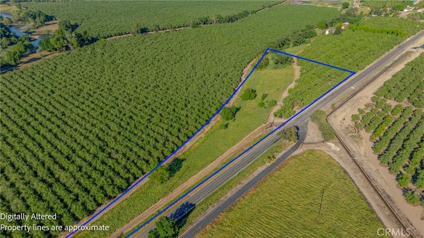 Aerial view of 4.4 acres