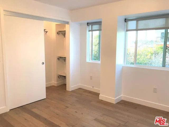 6157 1/2 Mesa