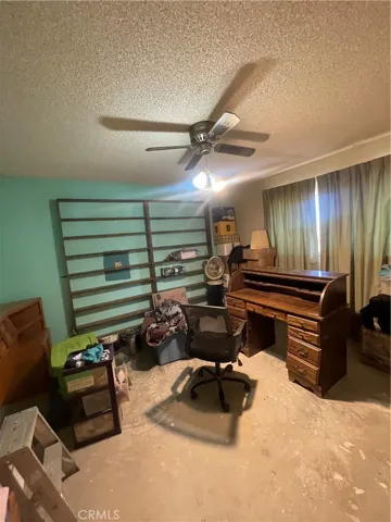 36363 Serra, Hinkley, California 92347