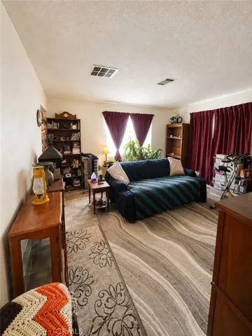 36363 Serra, Hinkley, California 92347
