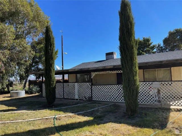 36363 Serra, Hinkley, California 92347