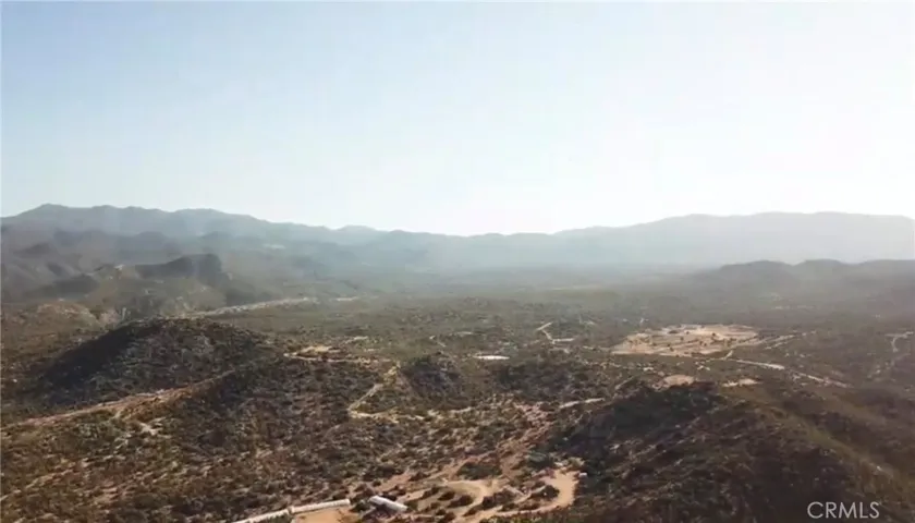 Panoramic Mountain Views
