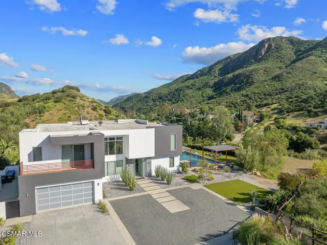 2386 Sierra Creek Rd Agoura-large-079-08