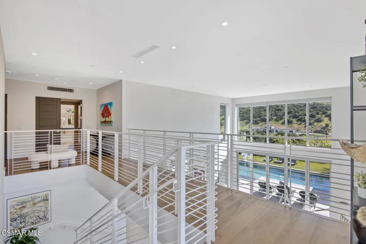 2386 Sierra Creek Rd Agoura-large-051-01