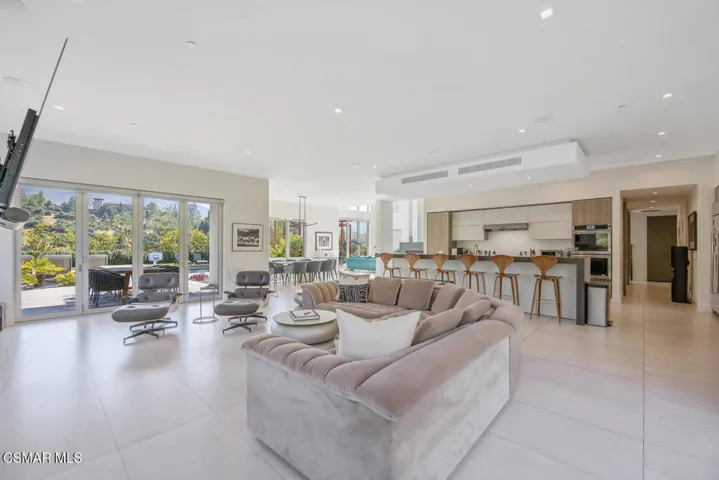 2386 Sierra Creek Rd Agoura-large-038-02