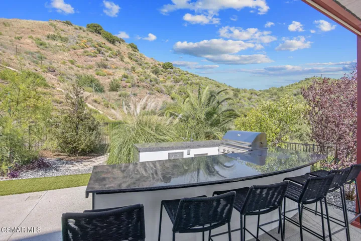 2386 Sierra Creek Rd Agoura-large-019-01