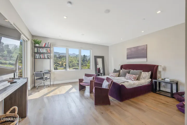 2386 Sierra Creek Rd Agoura-large-054-01