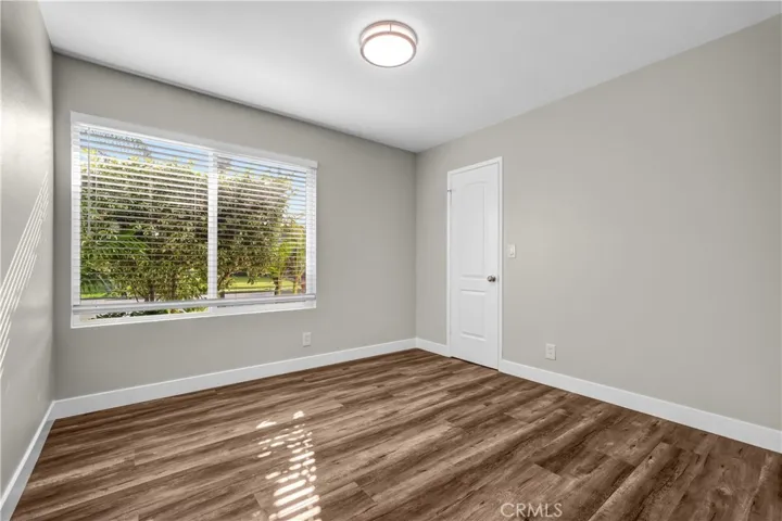 Same image, not staged