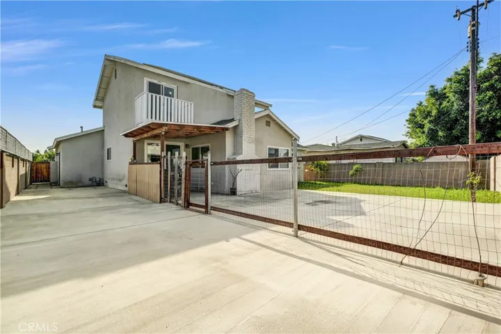 Large side yard fully cemented