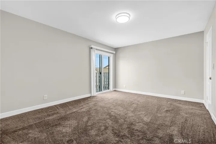 Same image, not staged