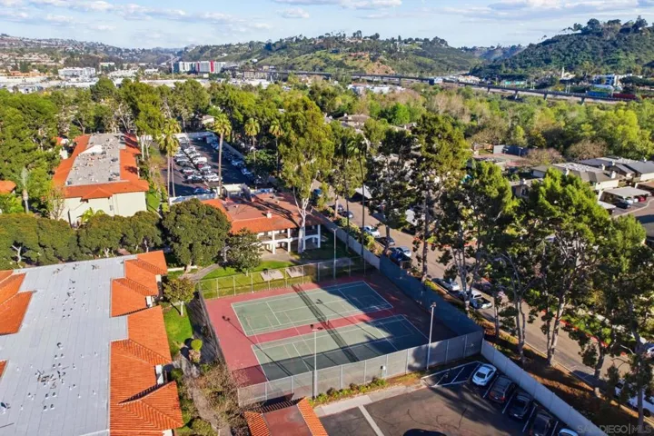 Community Tennis Courts