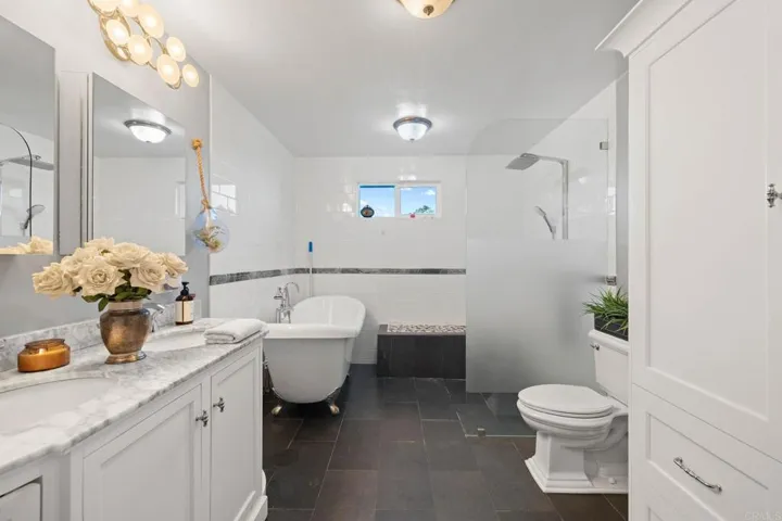 Master Bath/Spa
