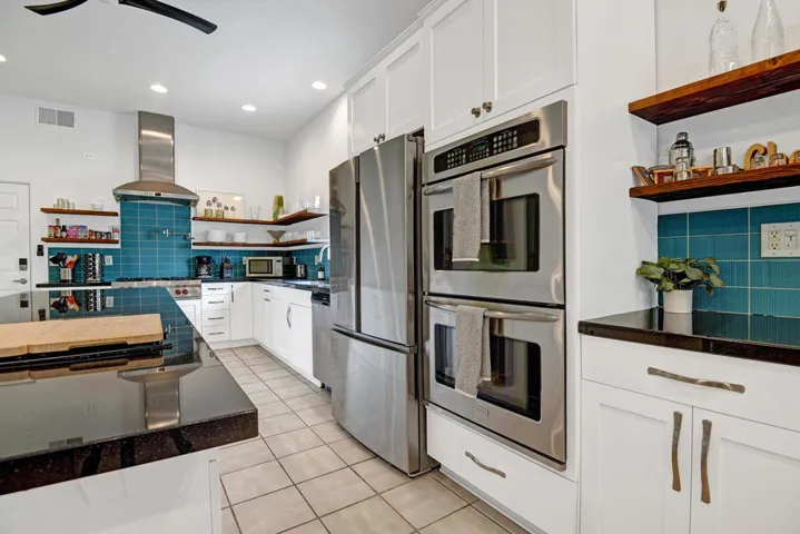 KITCHEN TIGHT.jpg mls