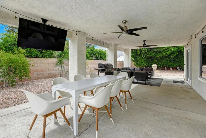 PATIO TABLE.jpg mls