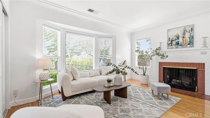 104 106 E Linda Vista Avenue, Alhambra, California 91801